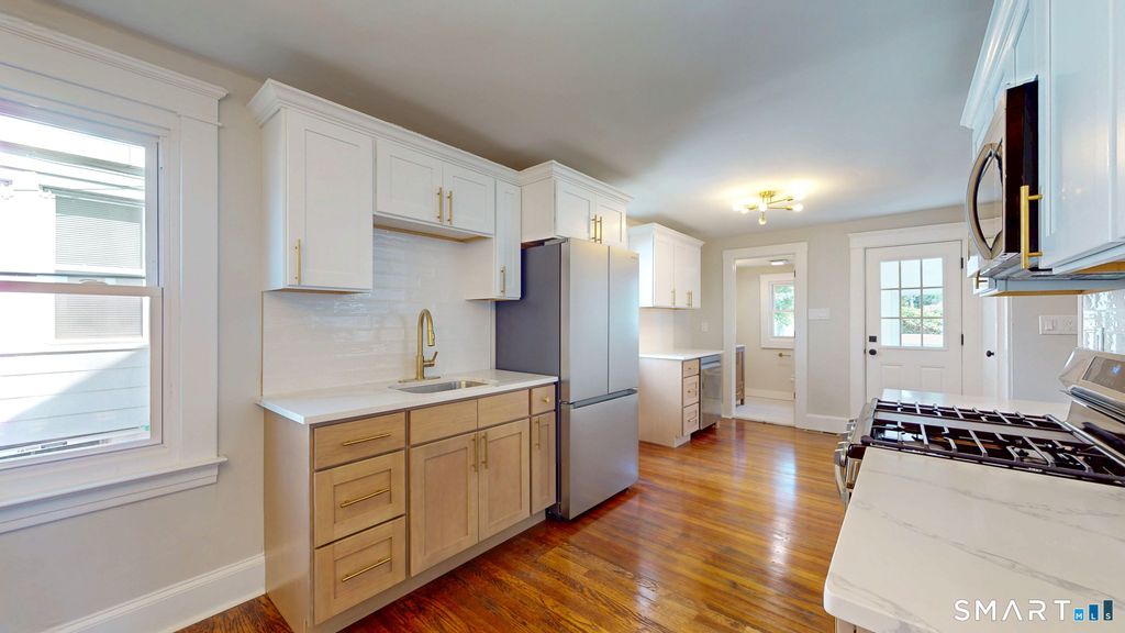 53 Hillcrest Avenue, Hamden, CT 06514