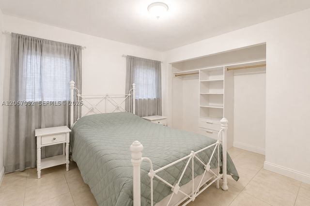 2961 NW 173rd Ter, Miami Gardens, FL 33056