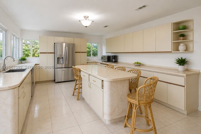 2961 NW 173rd Ter, Miami Gardens, FL 33056