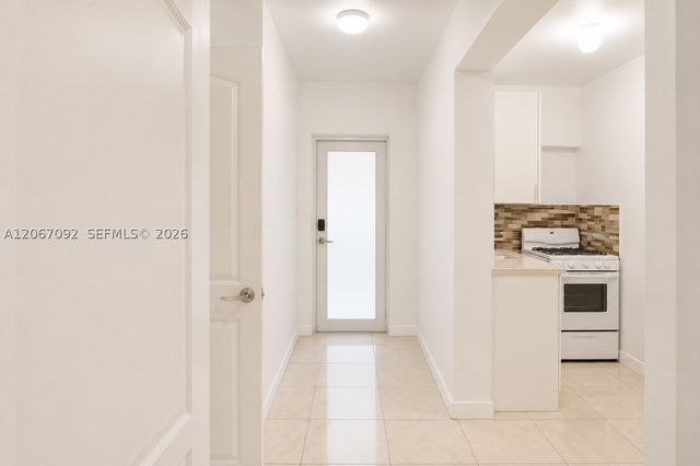 2961 NW 173rd Ter, Miami Gardens, FL 33056