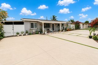 2961 NW 173rd Ter, Miami Gardens, FL 33056