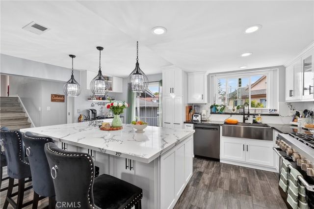 24424 Alexandria, Harbor City, CA 90710