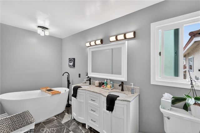 24424 Alexandria, Harbor City, CA 90710