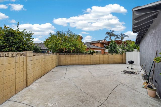 24424 Alexandria, Harbor City, CA 90710