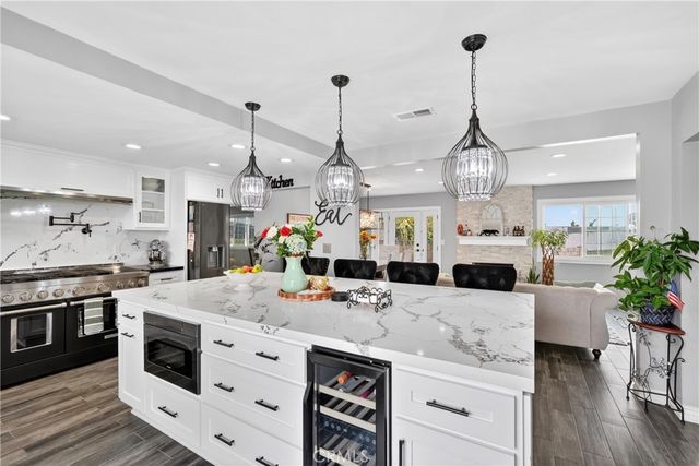 24424 Alexandria, Harbor City, CA 90710