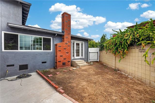 24424 Alexandria, Harbor City, CA 90710