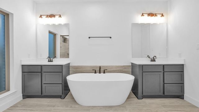 6701 Hillside View Lane, League City, TX 77573