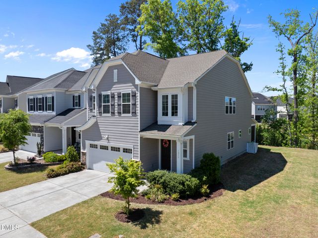 1916 Kings Knot Court, Apex, NC 27502