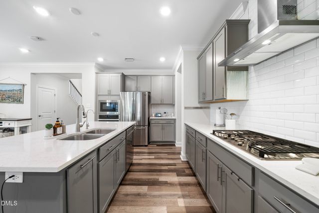 1916 Kings Knot Court, Apex, NC 27502