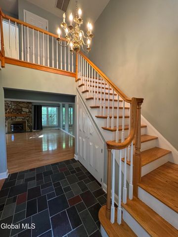 48 Commonwealth Drive, Bethlehem, NY 12077