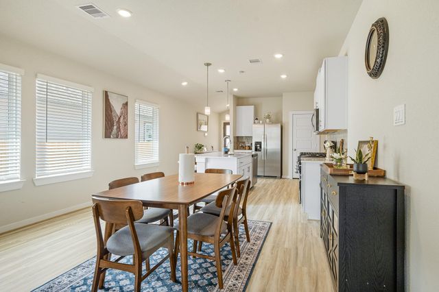 312 Willow Sage Ct, Montgomery, TX 77316