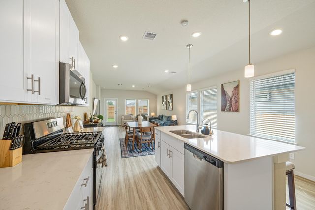 312 Willow Sage Ct, Montgomery, TX 77316