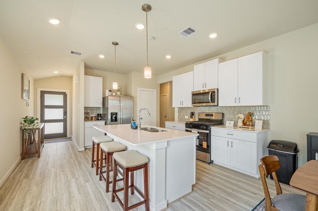 312 Willow Sage Ct, Montgomery, TX 77316