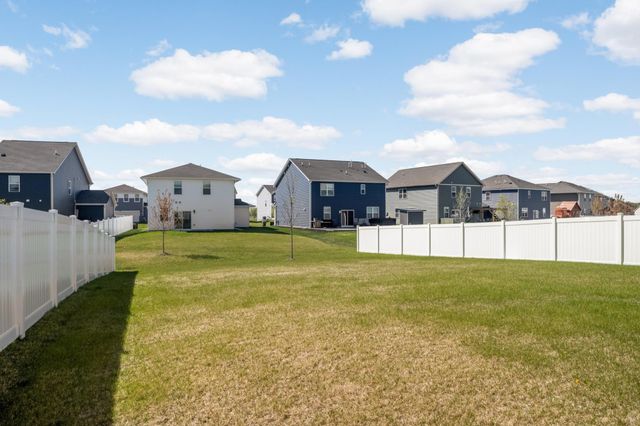 4894 171st Street W, Lakeville, MN 55044