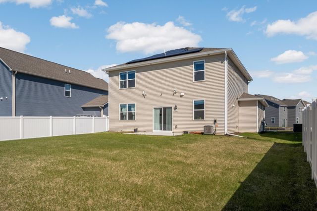 4894 171st Street W, Lakeville, MN 55044