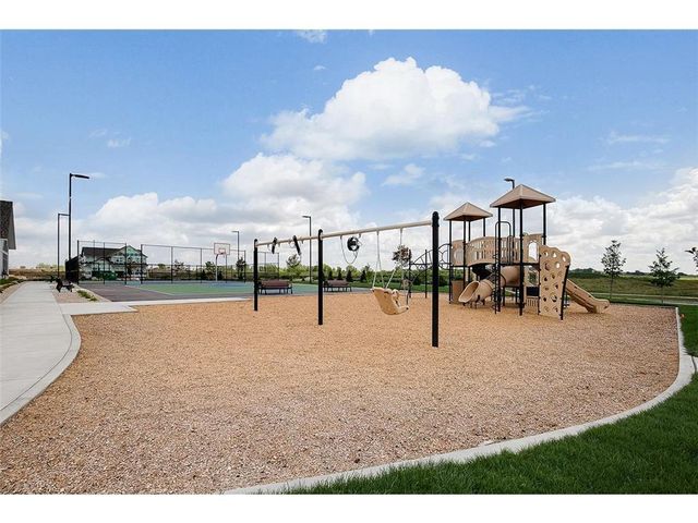 4894 171st Street W, Lakeville, MN 55044
