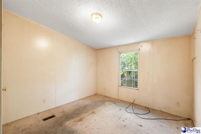1116 Reb Ln, Florence, SC 29506