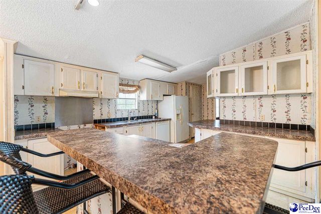 1116 Reb Ln, Florence, SC 29506
