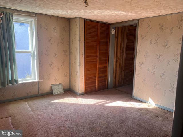 166 W MAIN STREET, Fayetteville, PA 17222