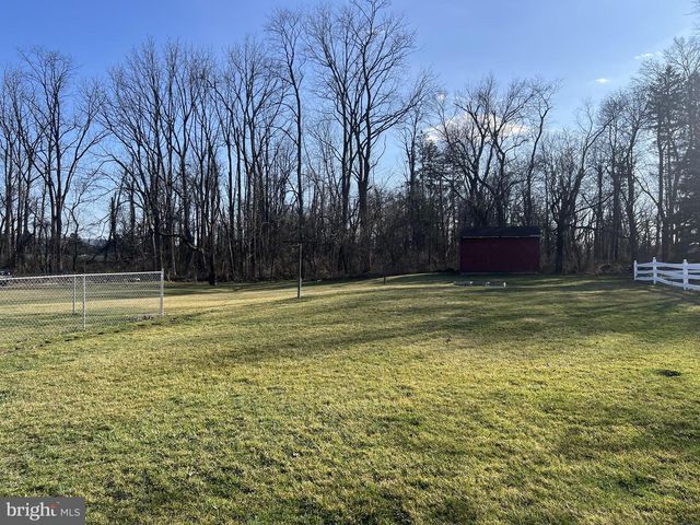 166 W MAIN STREET, Fayetteville, PA 17222