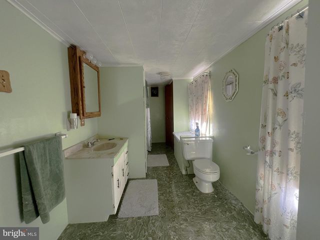 166 W MAIN STREET, Fayetteville, PA 17222