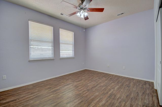 5425 Roosevelt Loop NE, Rio Rancho, NM 87144