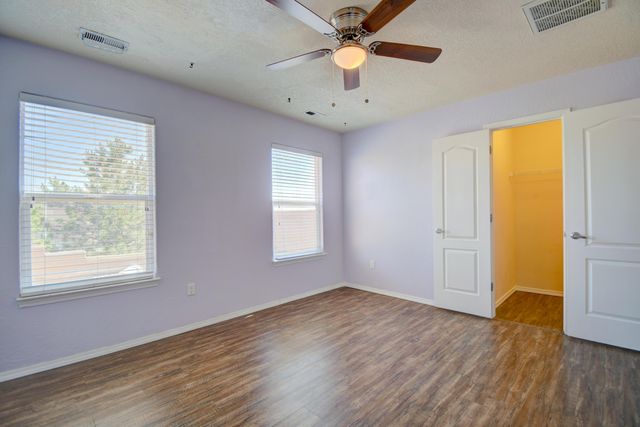 5425 Roosevelt Loop NE, Rio Rancho, NM 87144