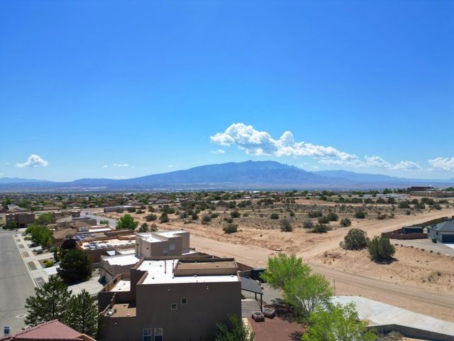 5425 Roosevelt Loop NE, Rio Rancho, NM 87144