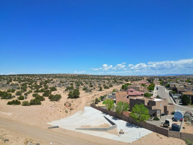 5425 Roosevelt Loop NE, Rio Rancho, NM 87144