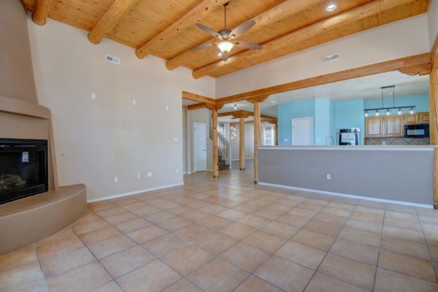 5425 Roosevelt Loop NE, Rio Rancho, NM 87144