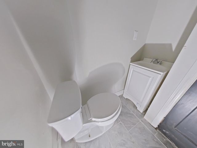 5331 WAYNE AVE, Philadelphia, PA 19144
