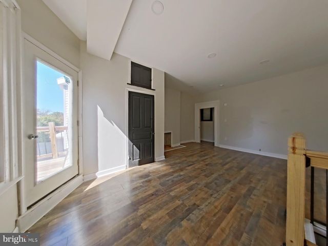 5331 WAYNE AVE, Philadelphia, PA 19144