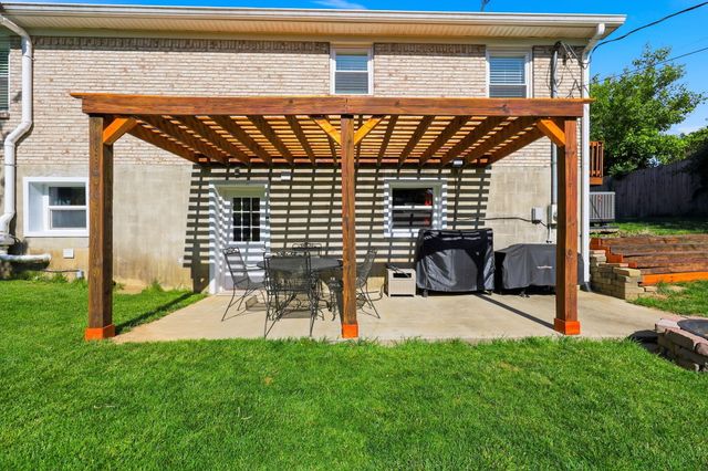 201 Winding Way, Wilmore, KY 40390