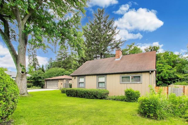520 S Edgewood Avenue, La Grange, IL 60525