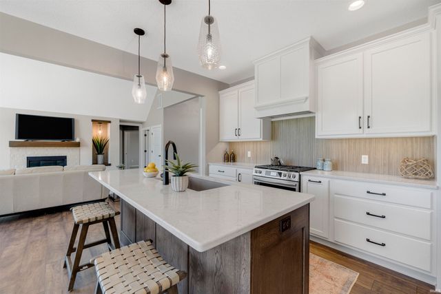 17645 Monza Pass, Huntertown, IN 46748