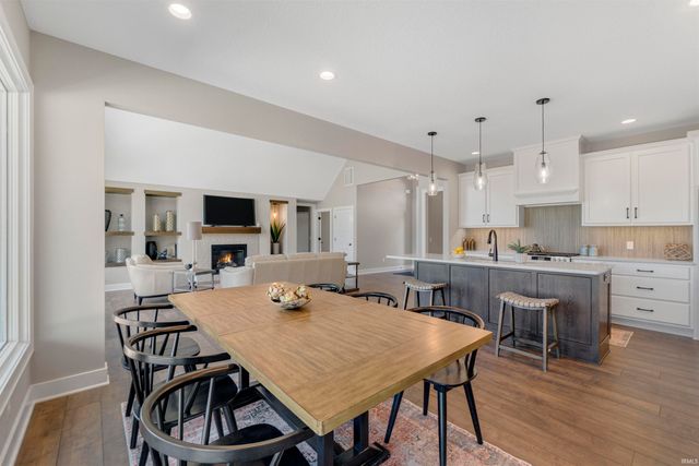 17645 Monza Pass, Huntertown, IN 46748