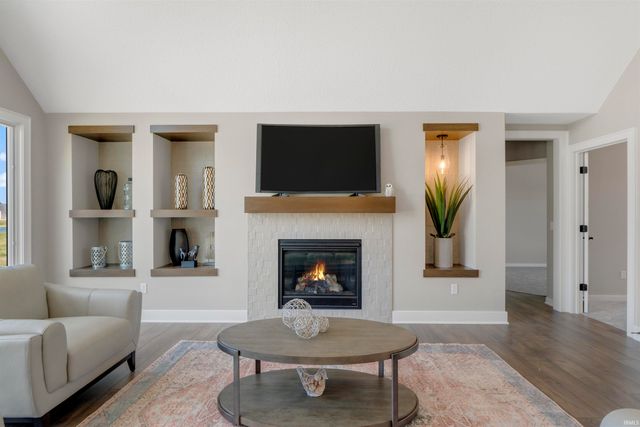 17645 Monza Pass, Huntertown, IN 46748