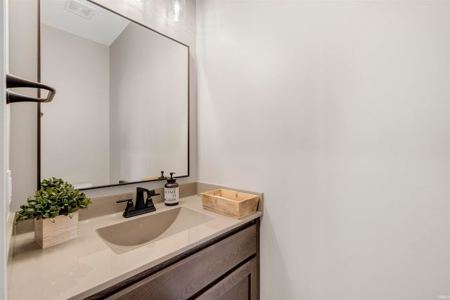 17645 Monza Pass, Huntertown, IN 46748