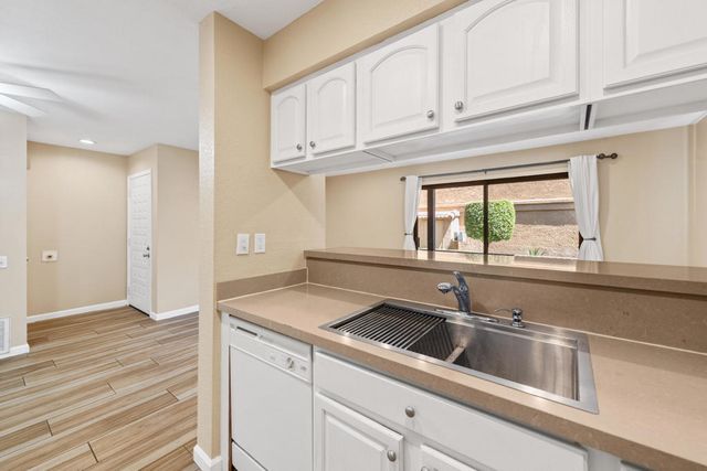 291 E Mel Avenue E 200, Palm Springs, CA 92262