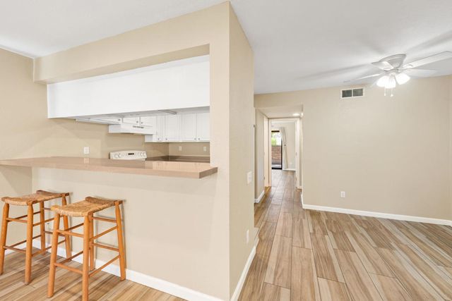 291 E Mel Avenue E 200, Palm Springs, CA 92262