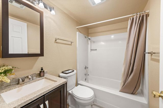 291 E Mel Avenue E 200, Palm Springs, CA 92262