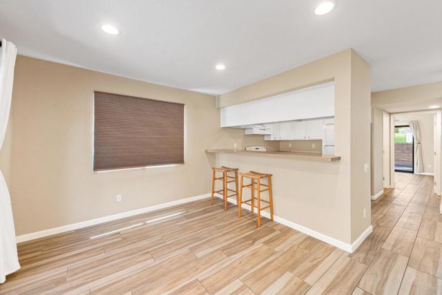 291 E Mel Avenue E 200, Palm Springs, CA 92262