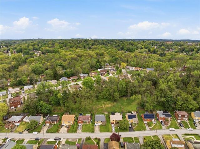 148 Dorothy Dr, Penn Hills, PA 15235