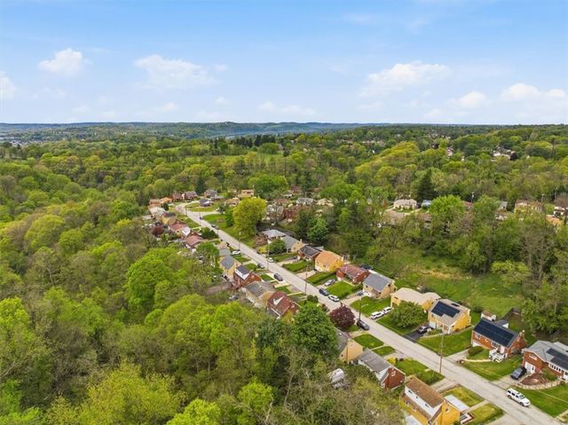 148 Dorothy Dr, Penn Hills, PA 15235