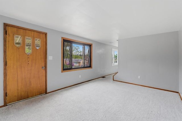 148 Dorothy Dr, Penn Hills, PA 15235