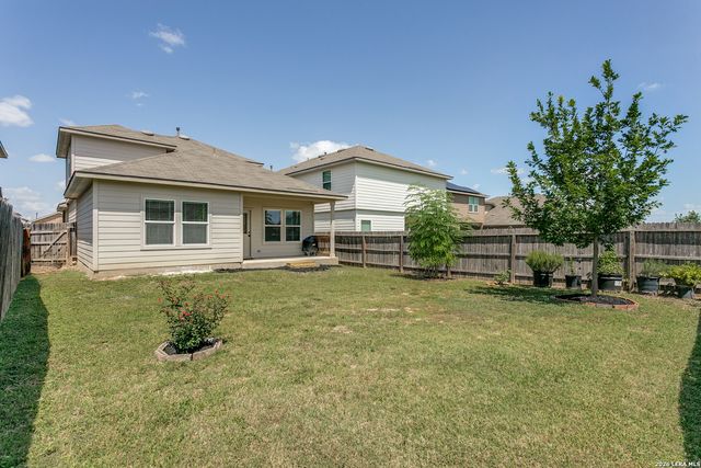 4221 Fort Palmer, St Hedwig, TX 78152