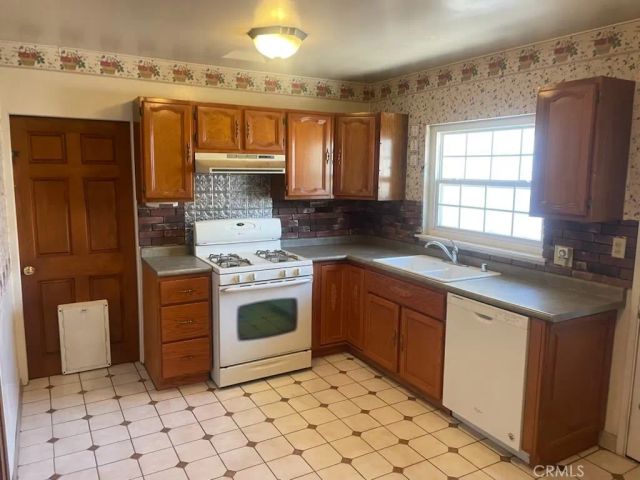 15608 Domart Avenue, Norwalk, CA 90650
