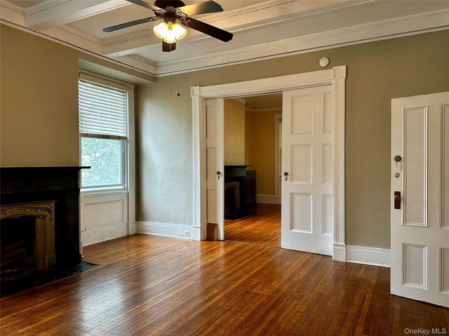 16 Broad Street 3, New Windsor, NY 12553