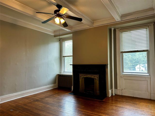 16 Broad Street 3, New Windsor, NY 12553