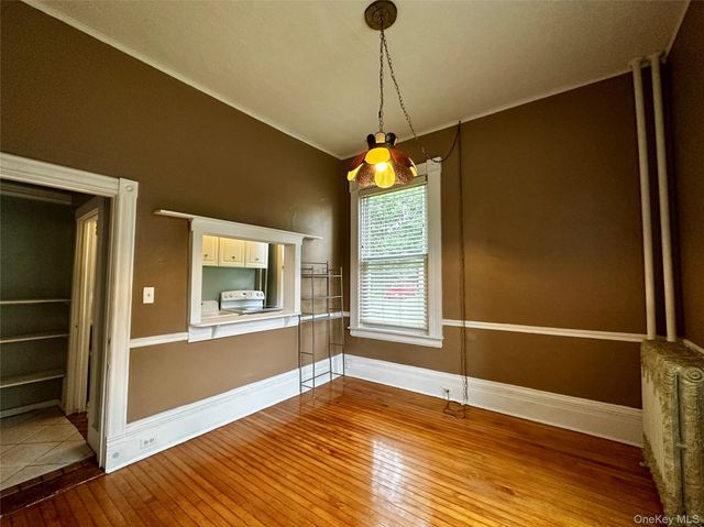 16 Broad Street 3, New Windsor, NY 12553